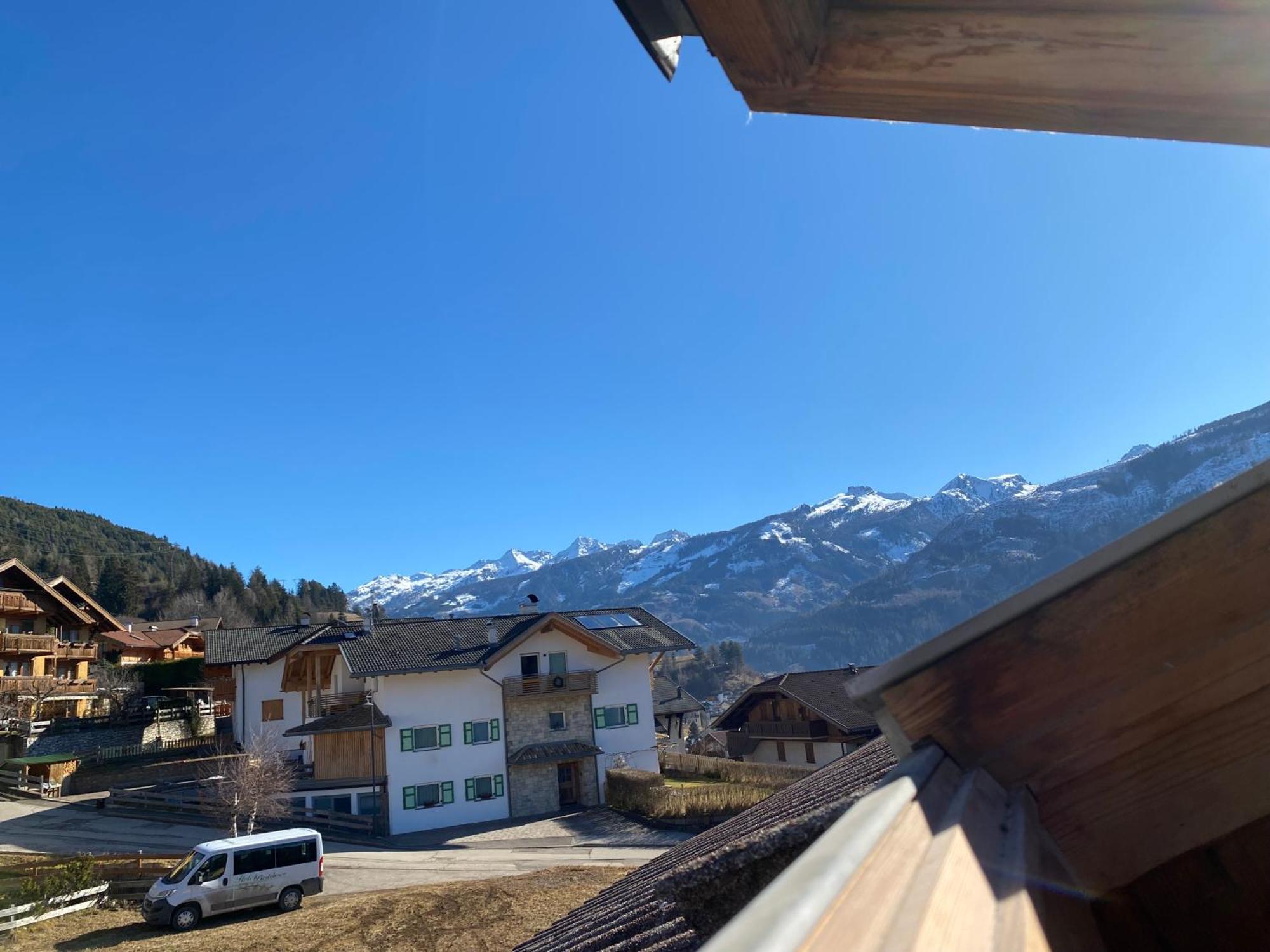 Romantica Mansarda Alpina-Ski & Natura Tesero Buitenkant foto